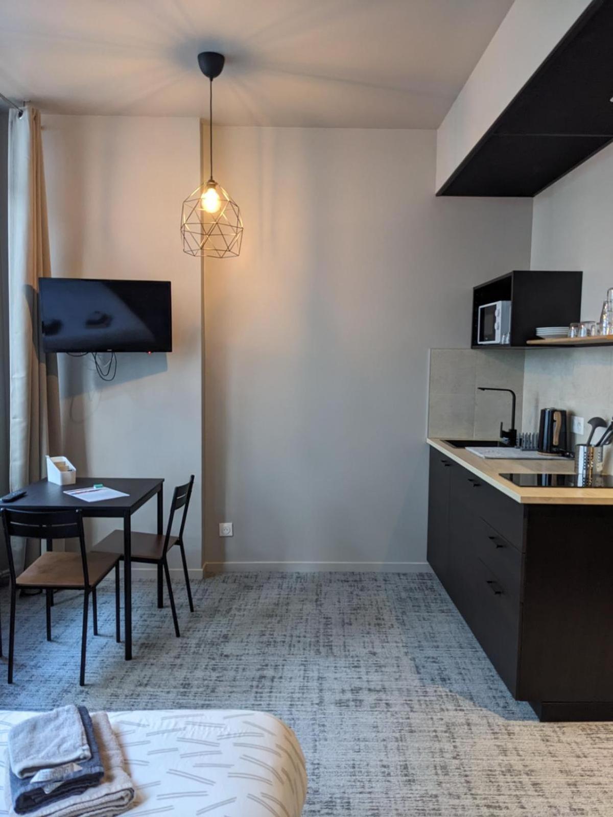 Le 12 Wifi Cosy Parking 3 Apartment Saint-Etienne  Exterior photo
